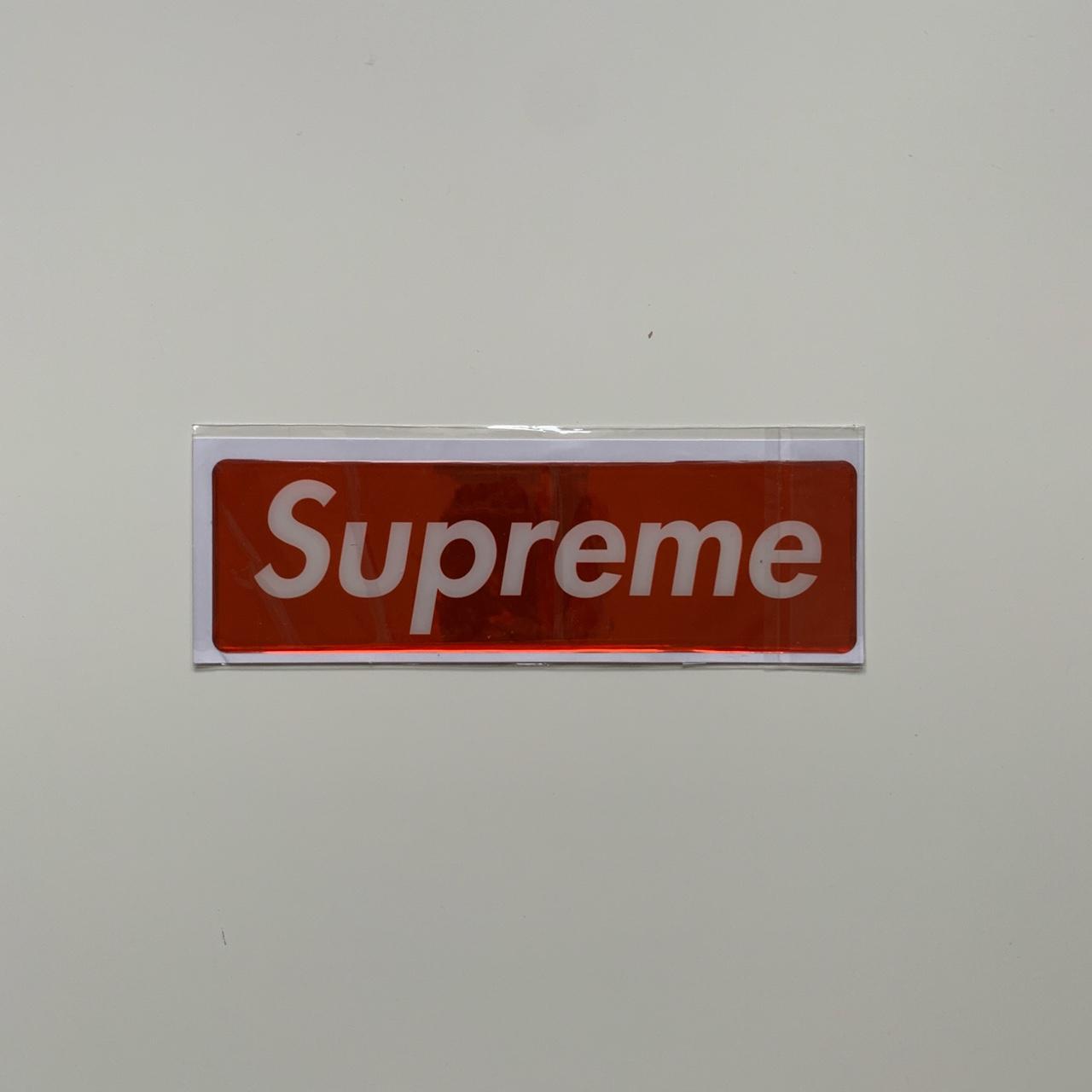 Supreme plastic 2024 box logo sticker