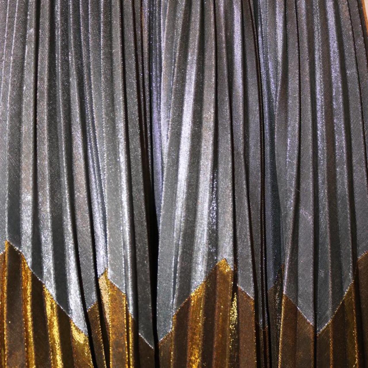 Product Image 2 - Sparkly pleated silver and gold
