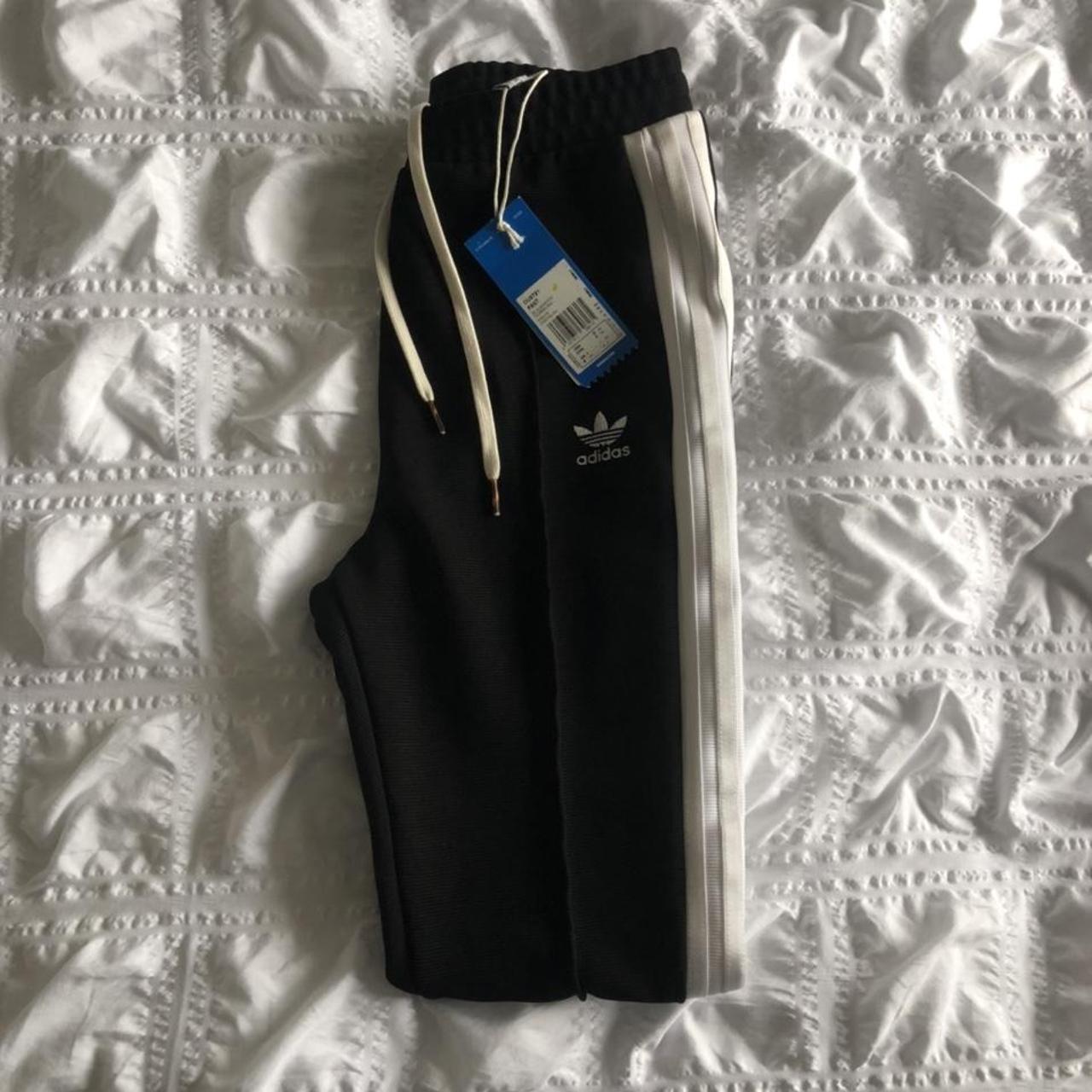 Women’s adidas joggers adidasadidasjoggers Depop