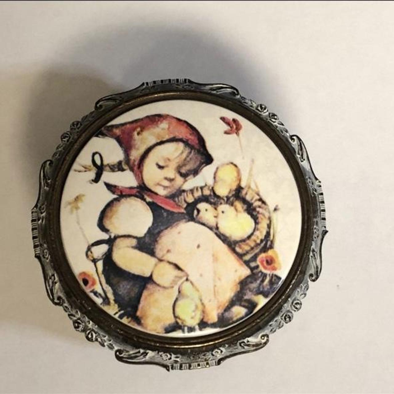 Product Image 1 - Metal windup music box, Anastasia