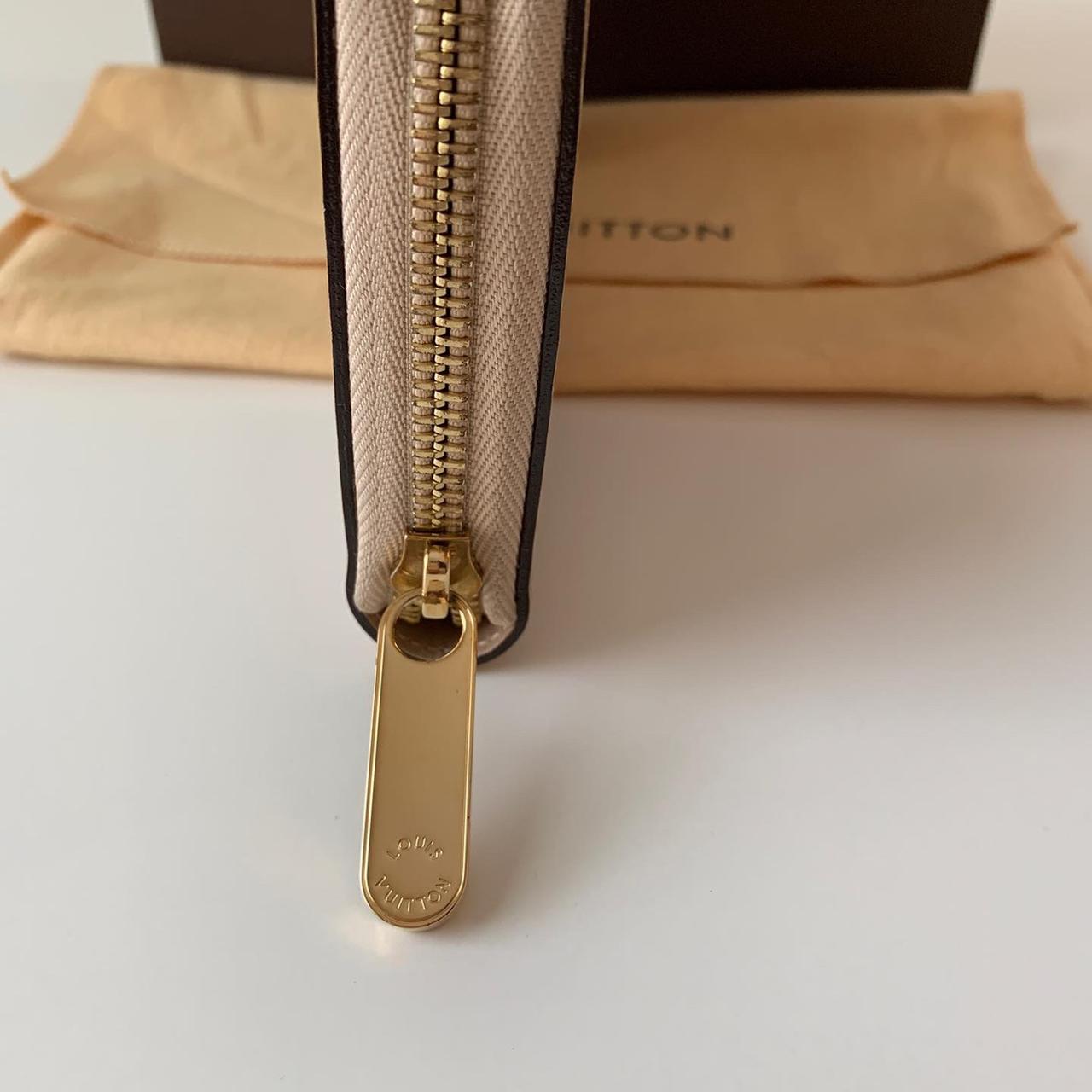 Louis Vuitton Zippy Wallet Discontinued Beige - Depop