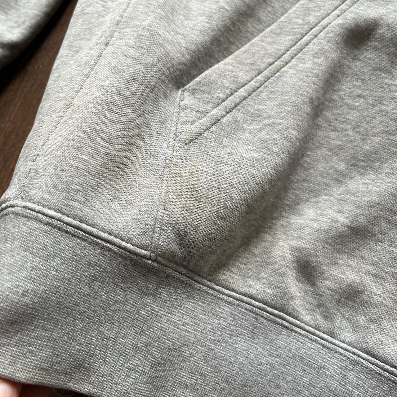 Y2k Nike grey hoodie size mens medium light wear on... - Depop