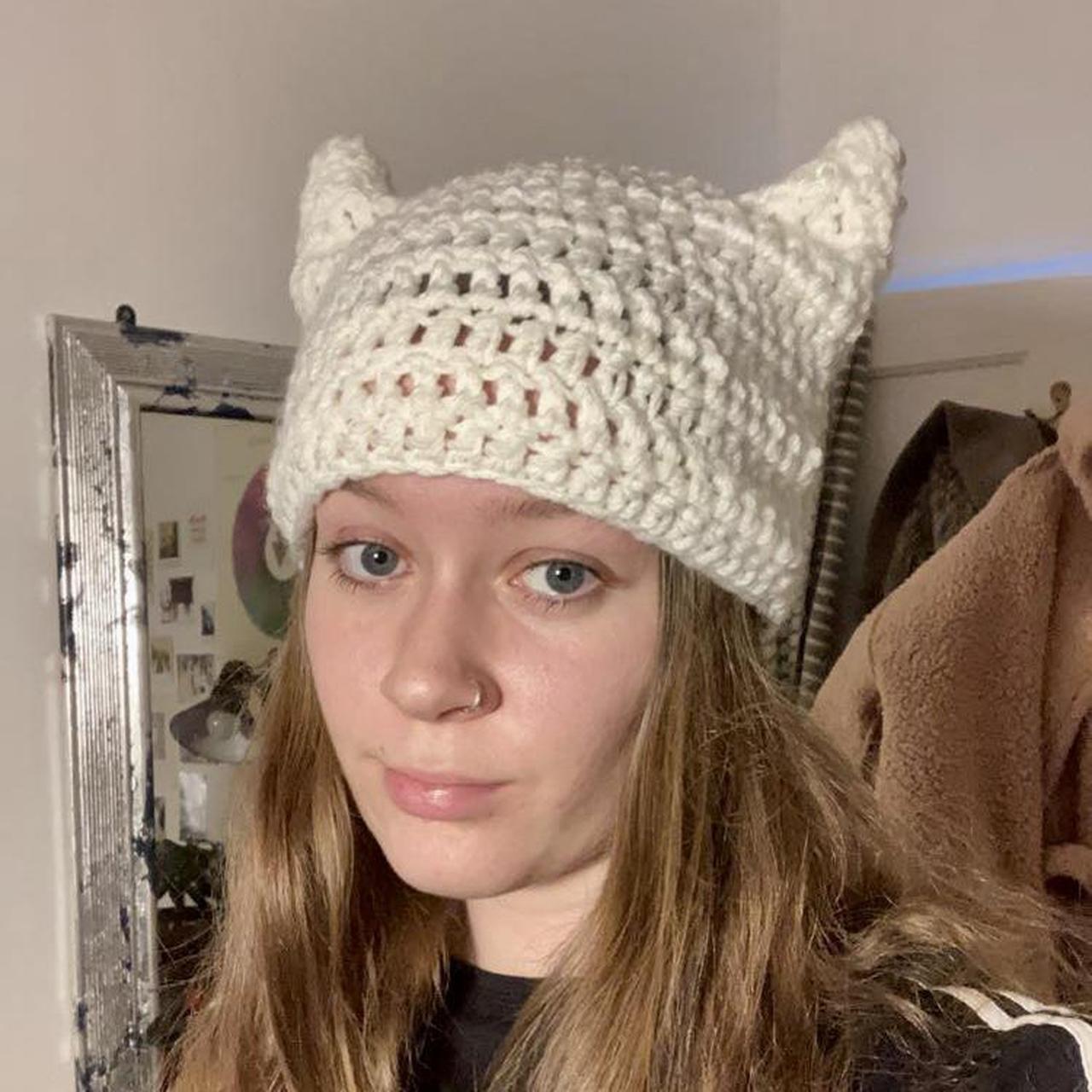 crochet beanie with horns