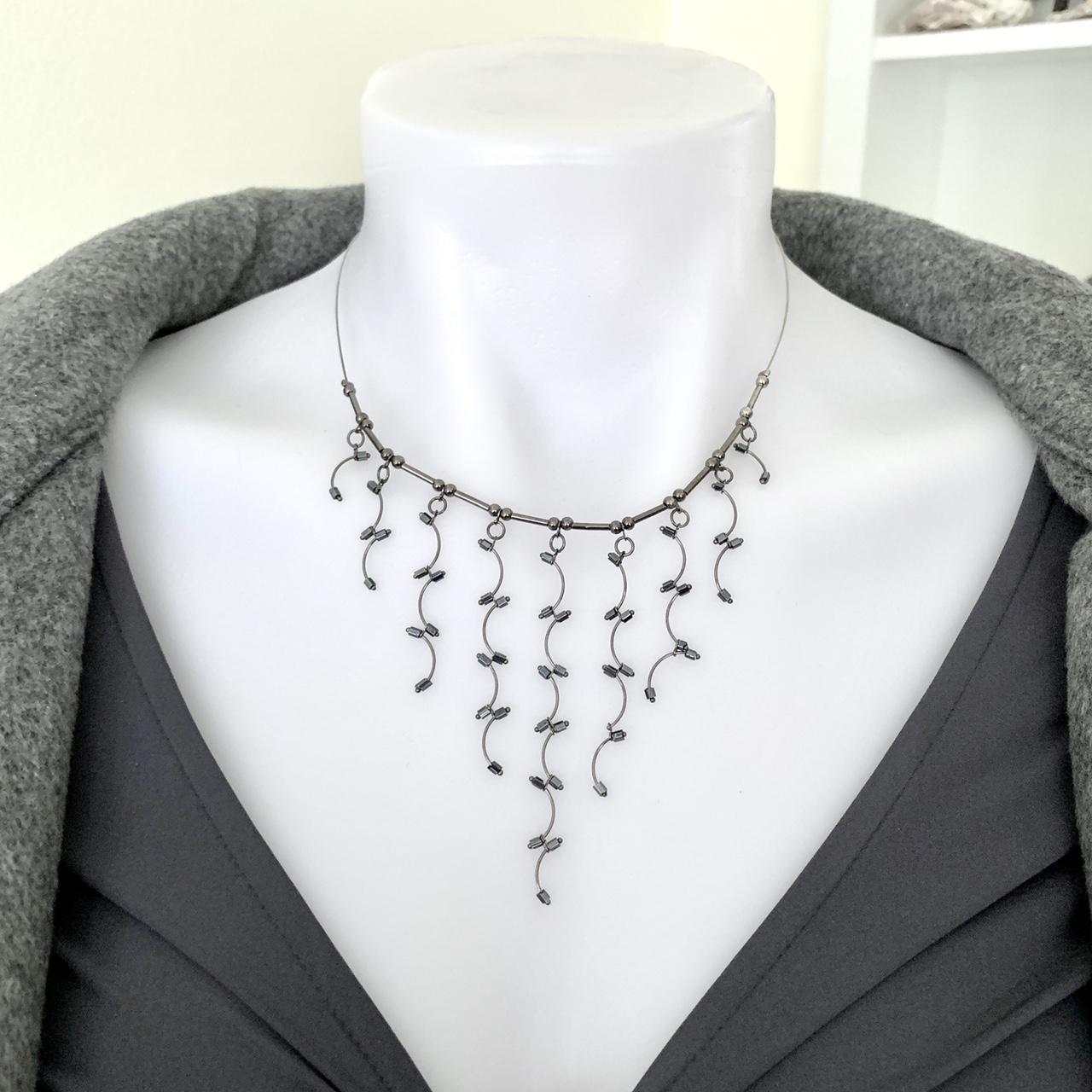 Product Image 2 - Metal wire bib choker necklace