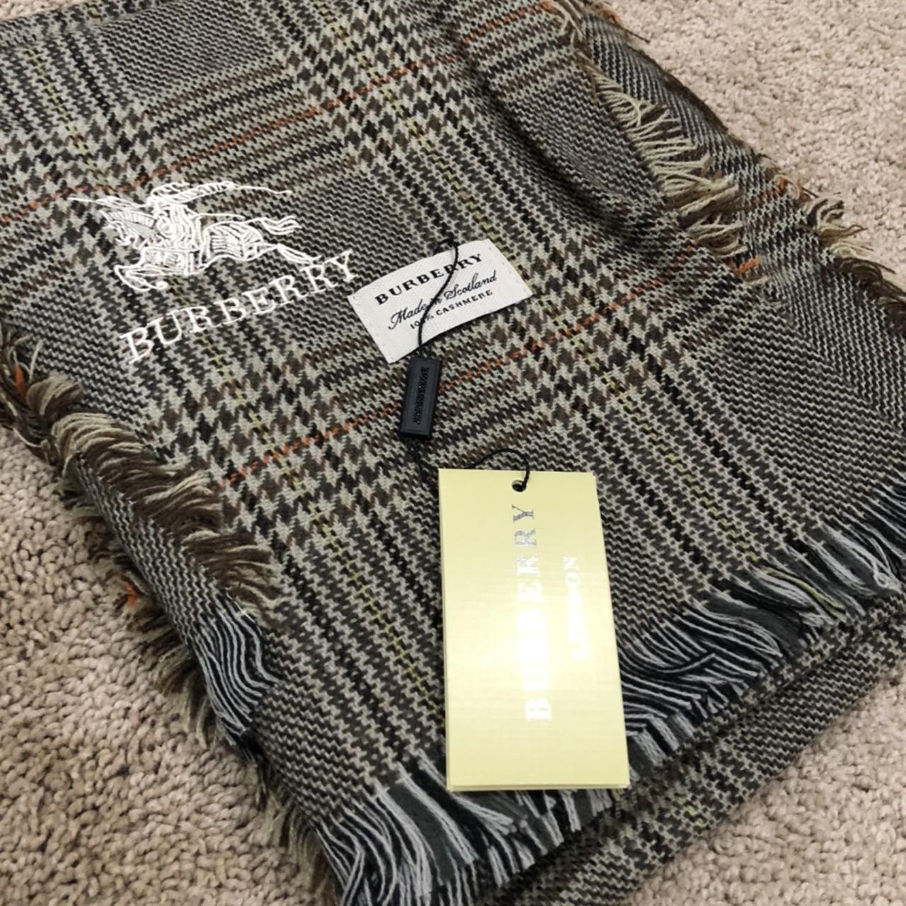 Vintage burberry hot sale scarf tag