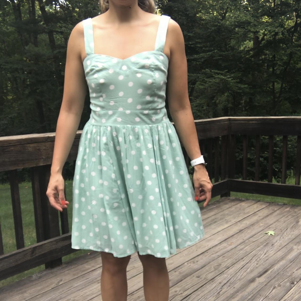 item listed by porcelainbirdie