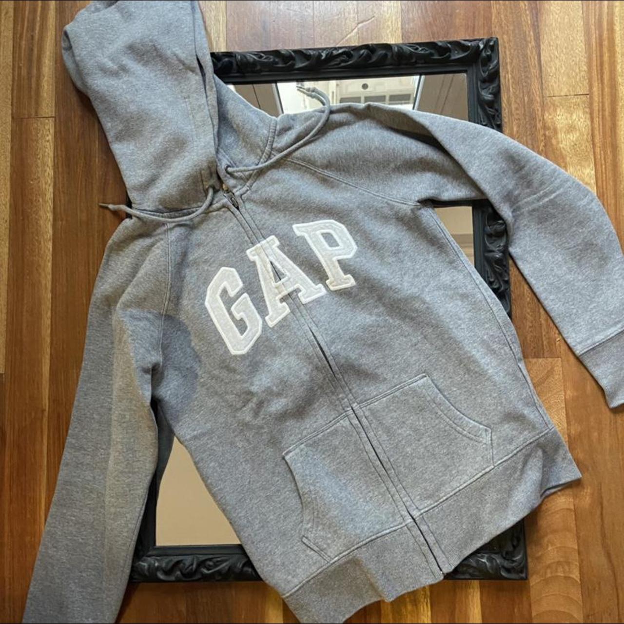 Gap full zip hoodie - Depop