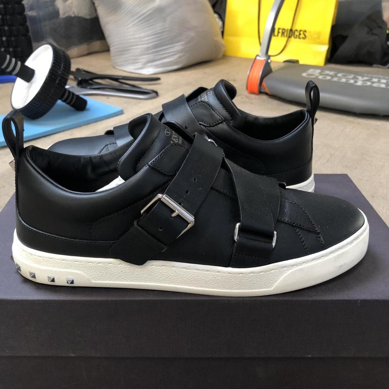 Valentino punk strap on sale trainers