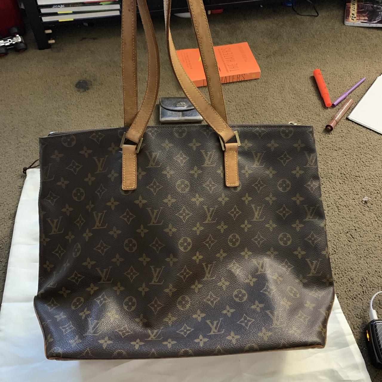 Louis Vuitton Bag! Barely used! great condition! - Depop
