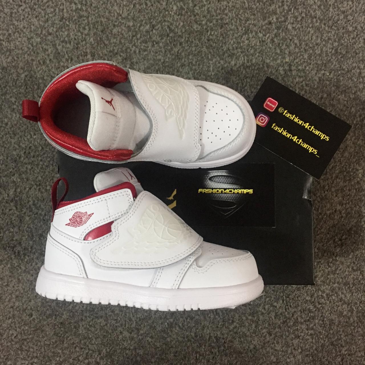 Sky jordan 1 on sale white