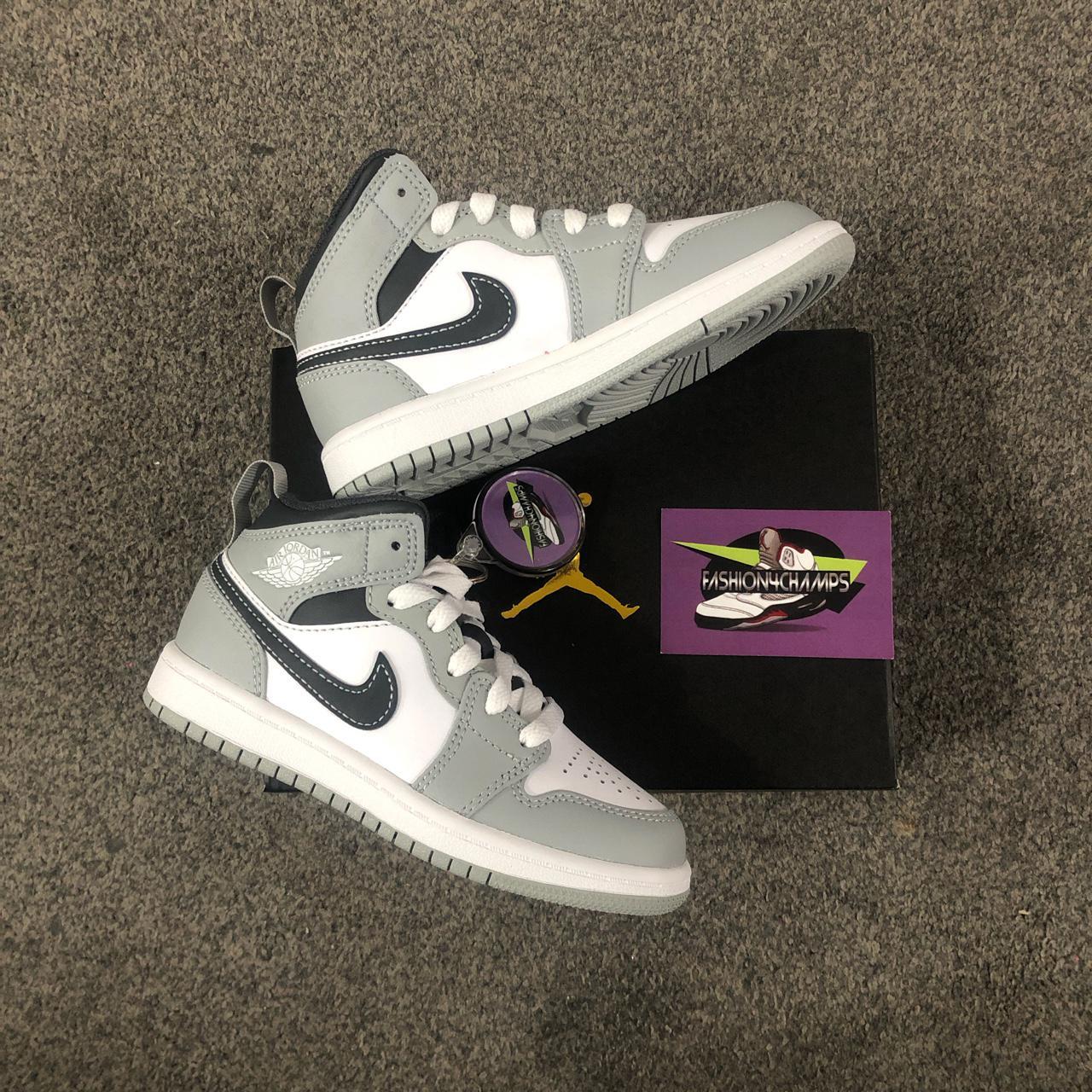 Air Jordan 1 Mid (Preschool) ‘Light Smoke Grey’,... - Depop