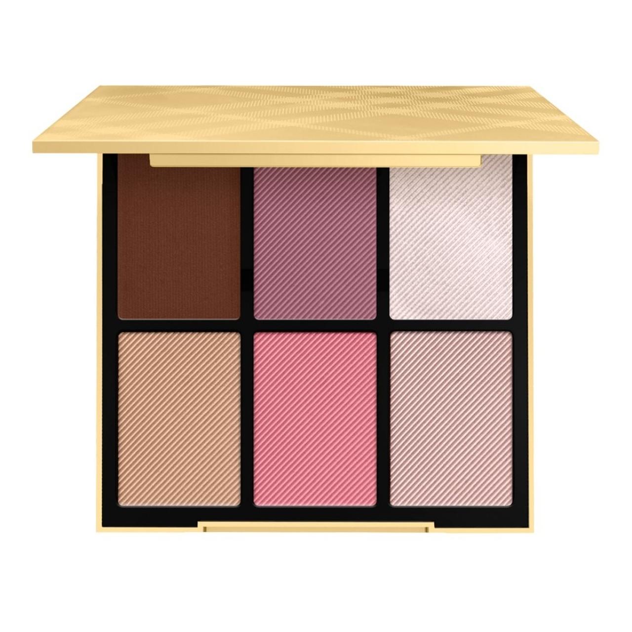 Burberry essentials glow palette in 01 Fair to Depop - Main Image