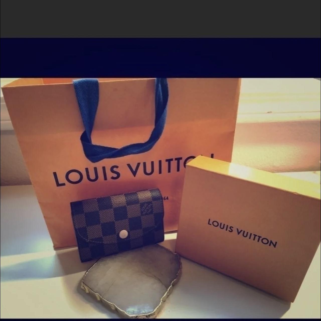 Authentic Louis Vuitton shopping bag. In great - Depop