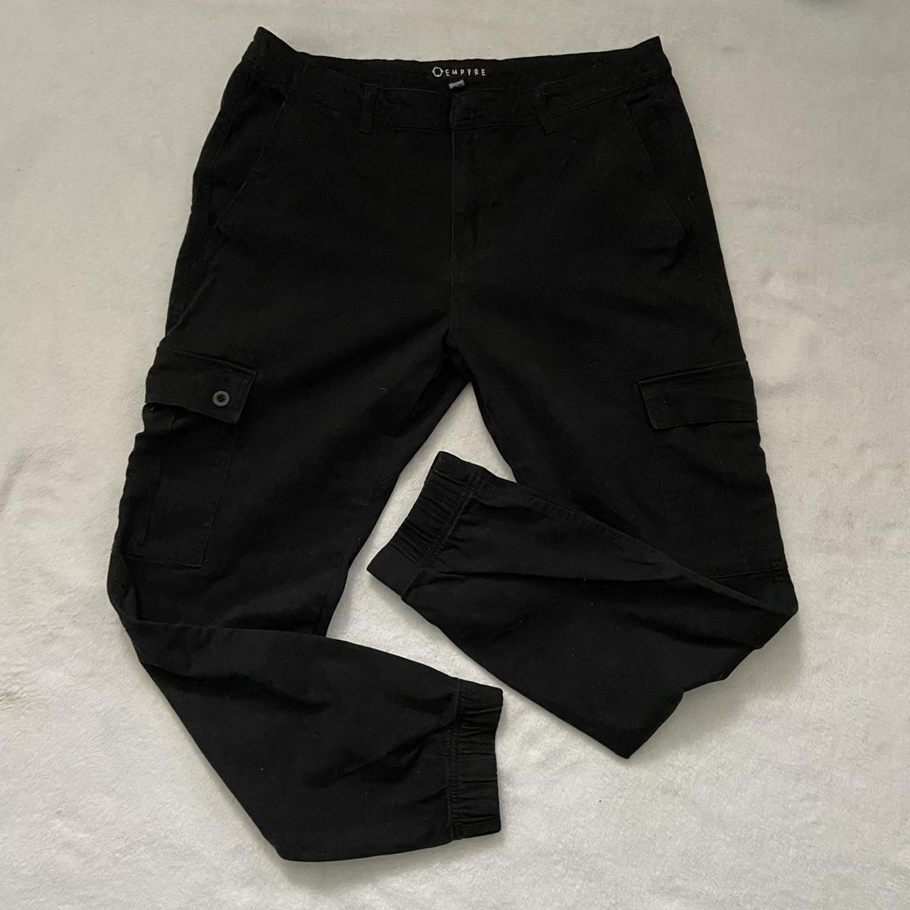 Zumies Black Cargo Pants sz 33 💕Pls check my... - Depop