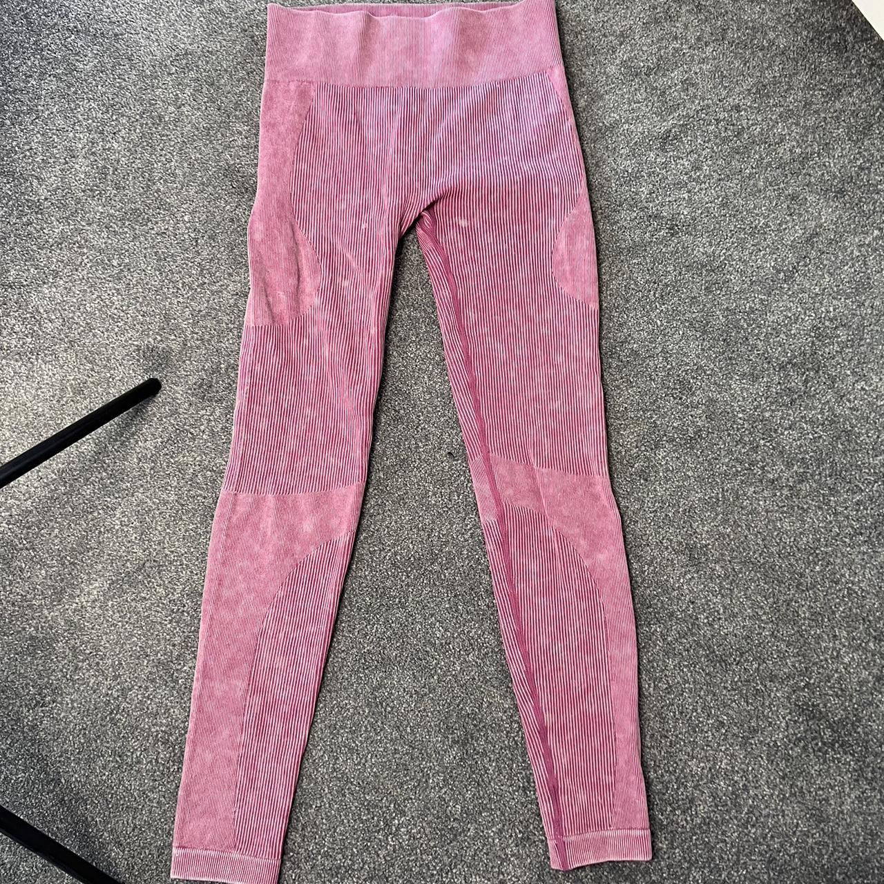 Bo+Tee Women's Pink Leggings | Depop