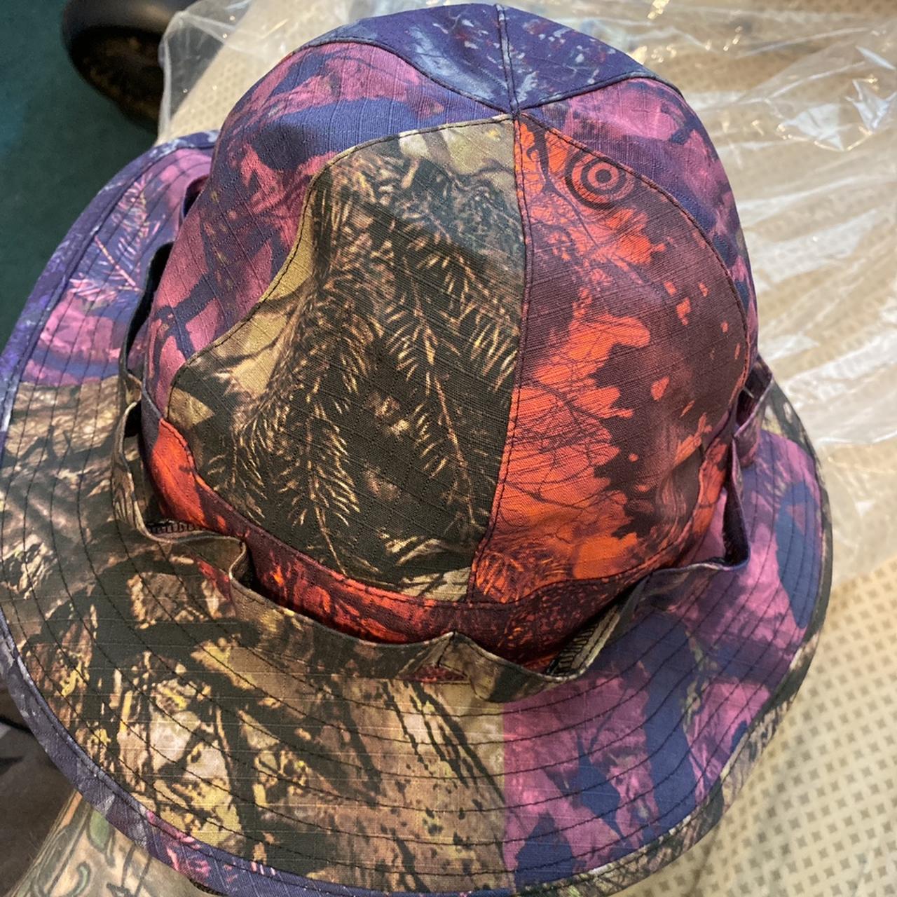 Supreme SOUTH2 WEST8 Jungle Hat 