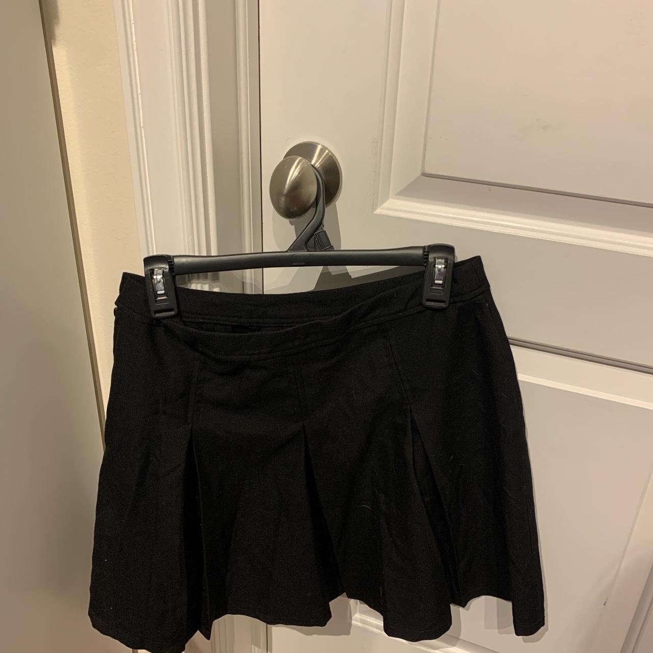 black pleated high rise hot topic tennis skirt with... - Depop