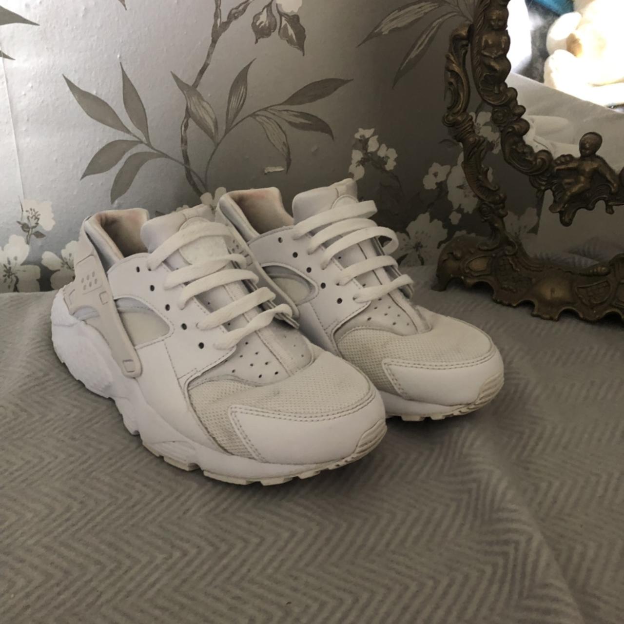 Fake store huaraches white