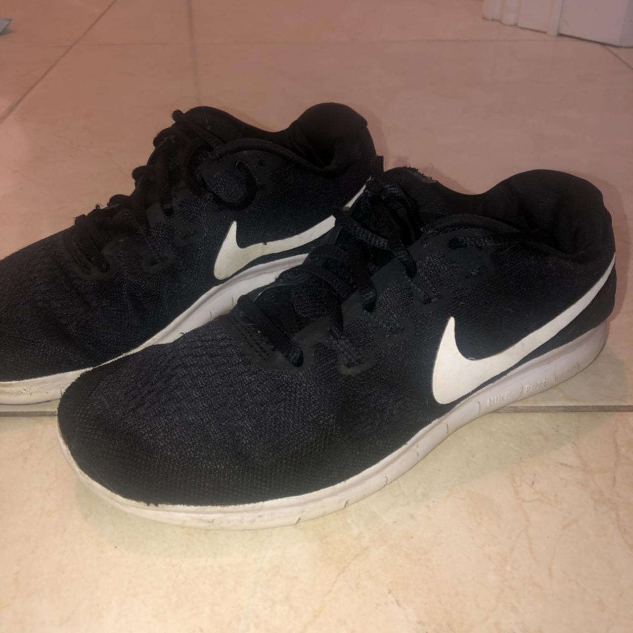 Nike black and white shoes white tick size uk6 Good