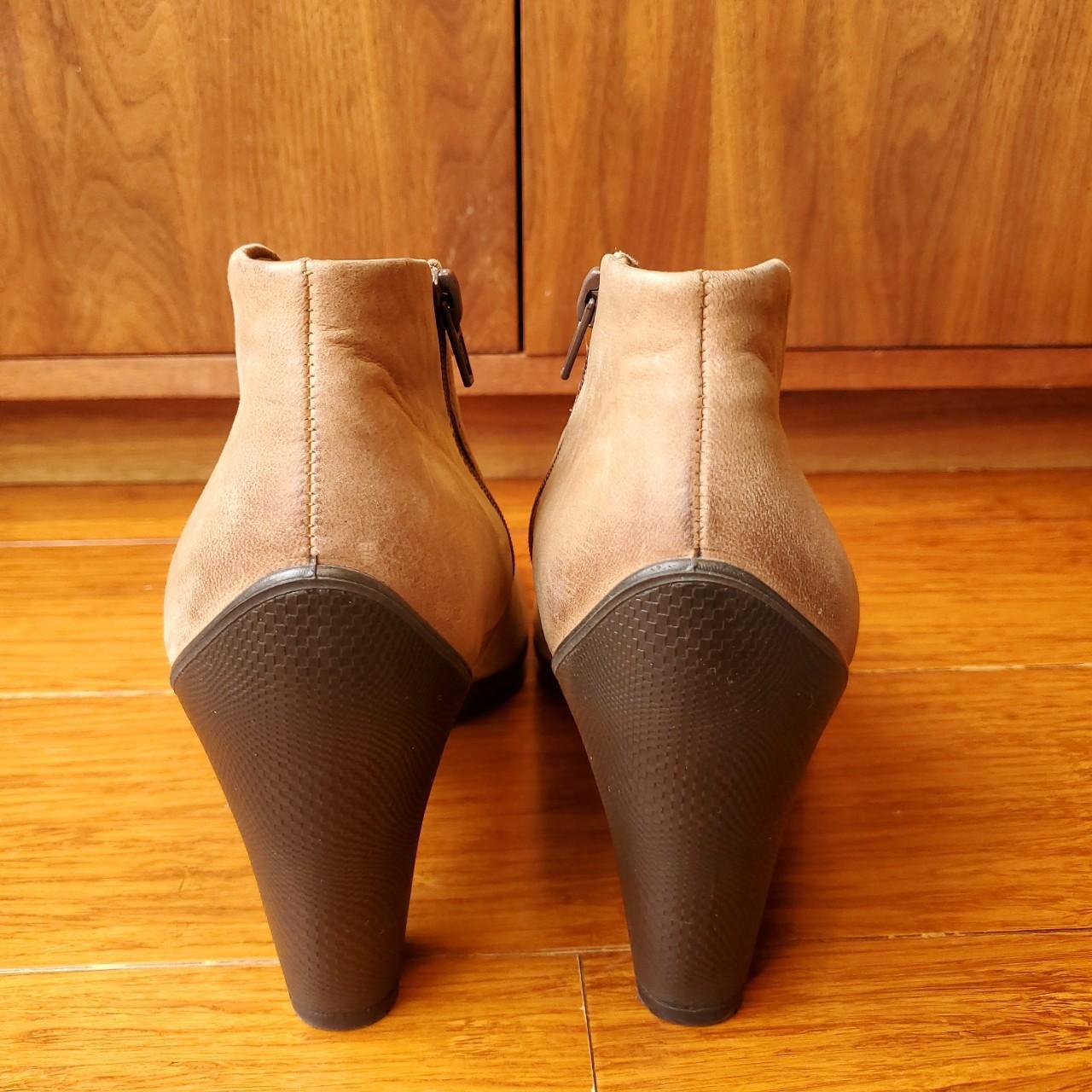 ecco shape 45 kitten heel boot