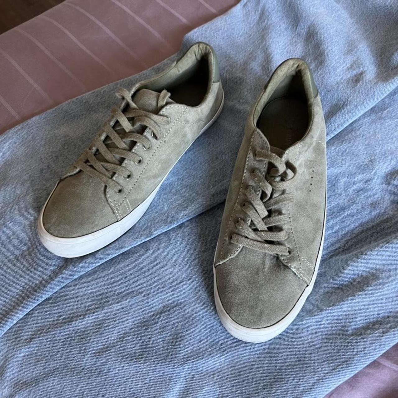 Old Navy Women's Green Trainers | Depop