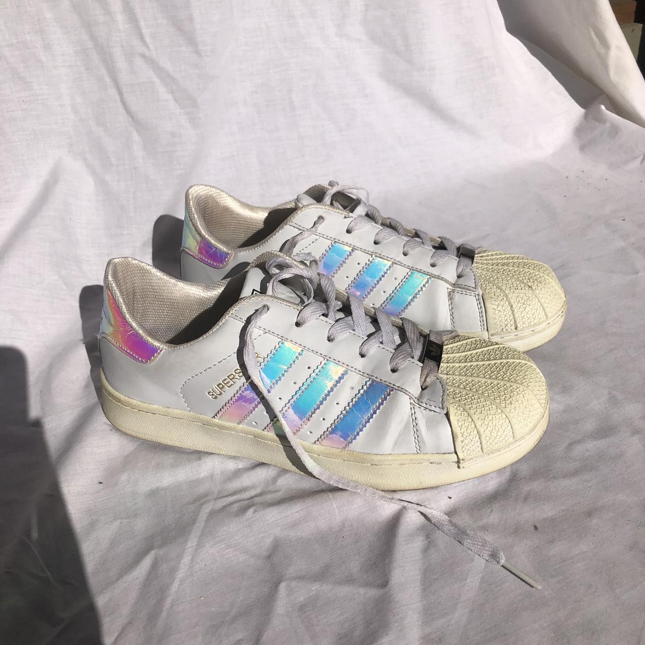 Adidas women's hotsell superstar iridescent trainer