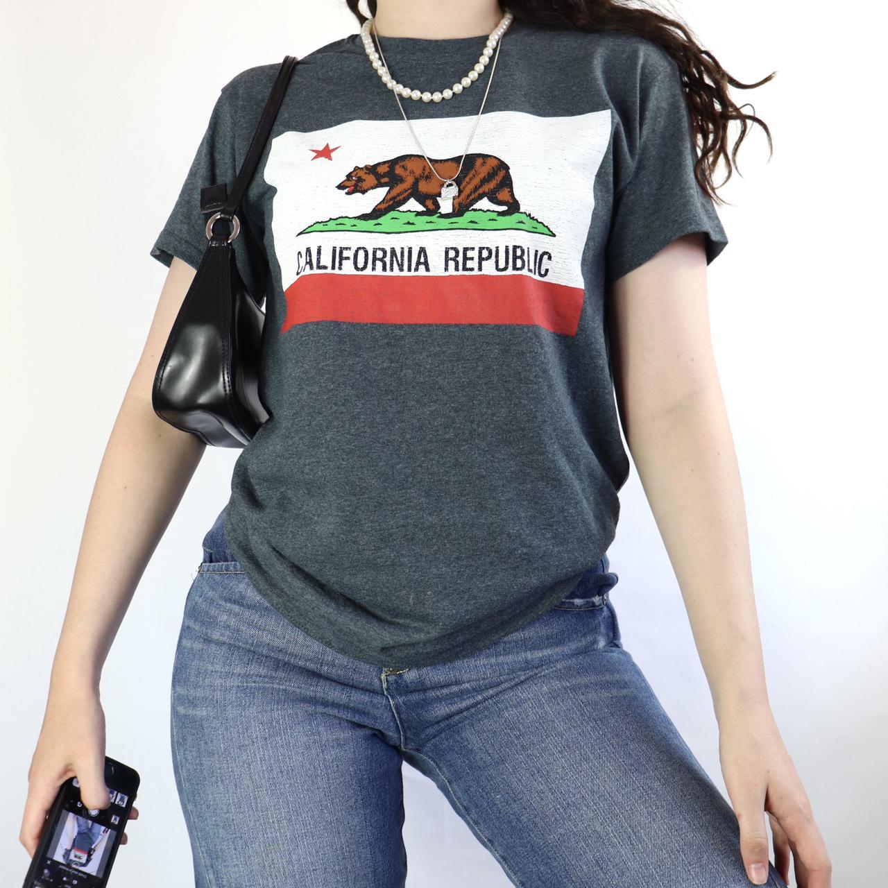 Product Image 2 - California Republic grey t-shirt 
In