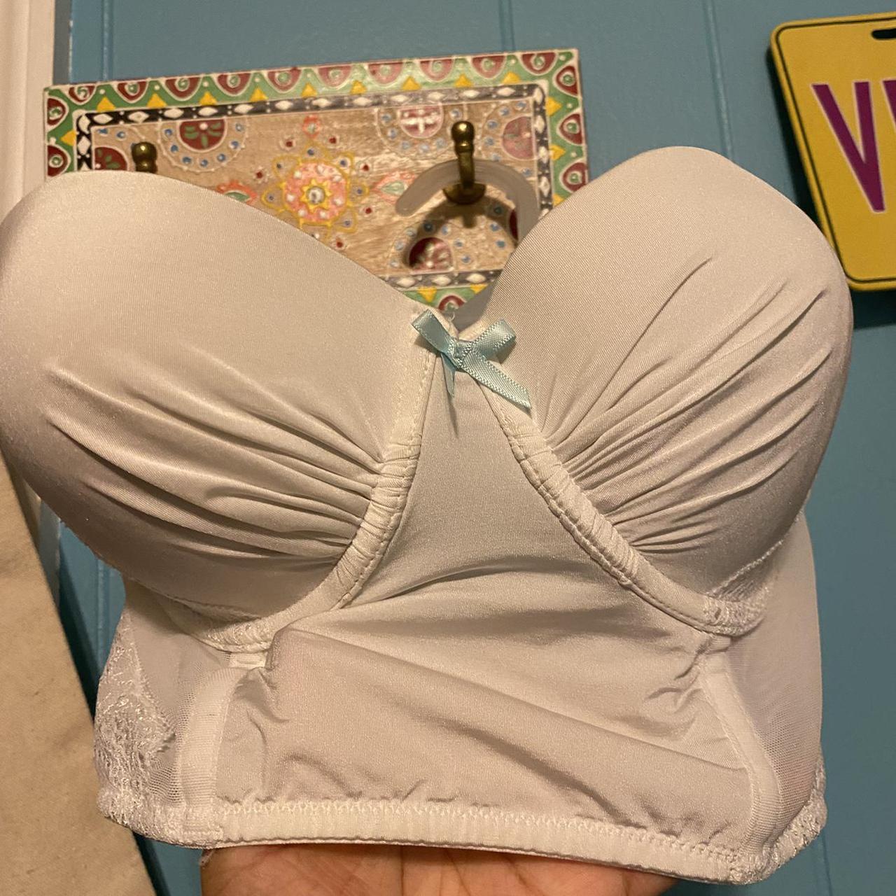 Strapless bra says size small. Im a size 34B and and - Depop