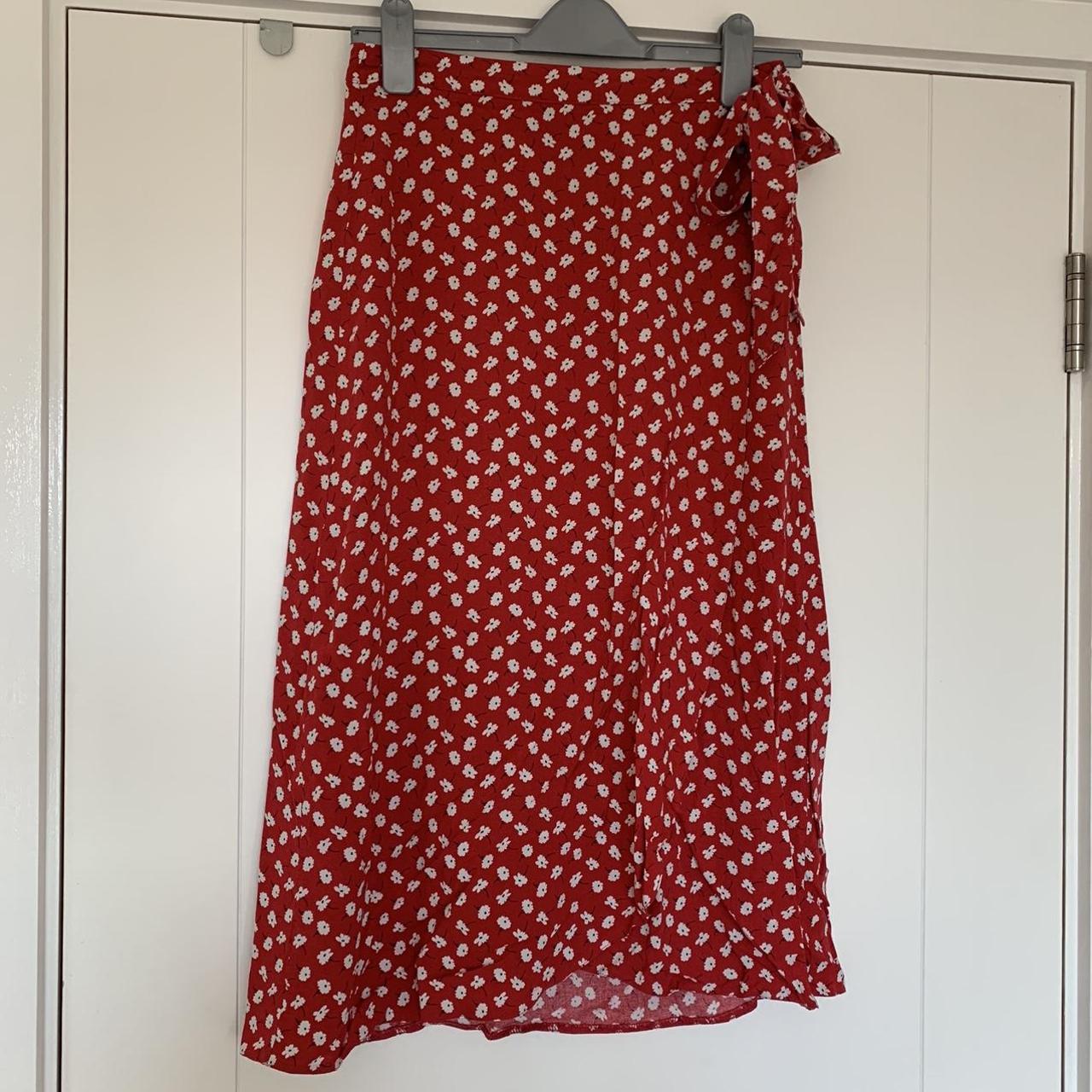 New Look Women's Red and White Skirt | Depop