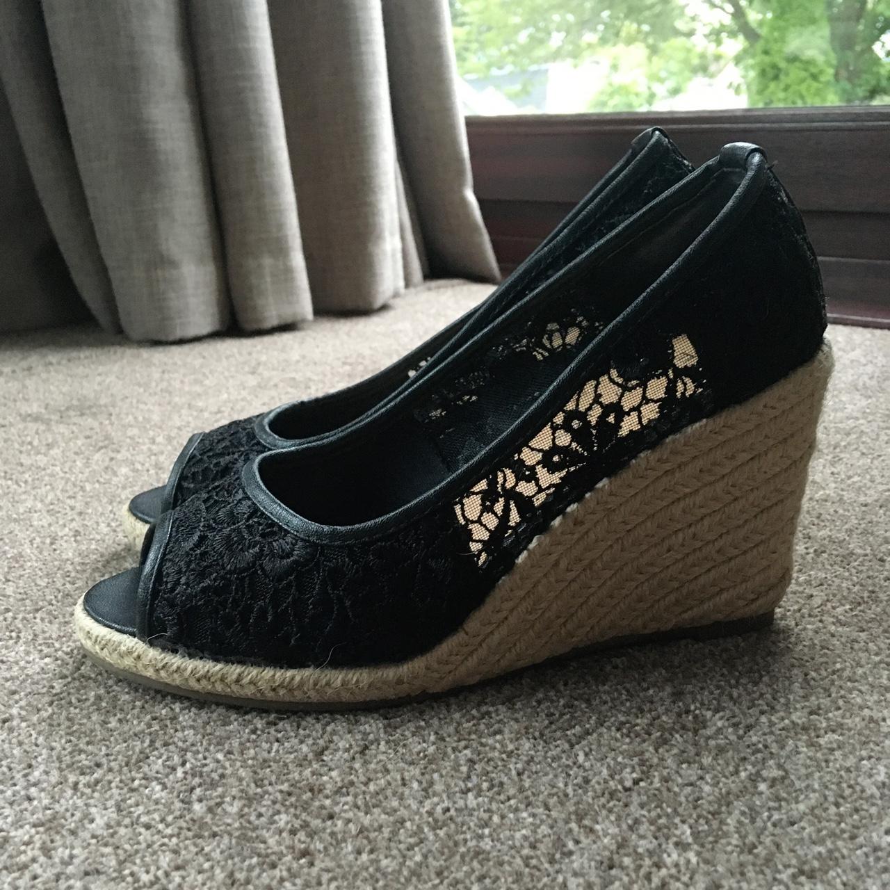 Black and cream wedges online