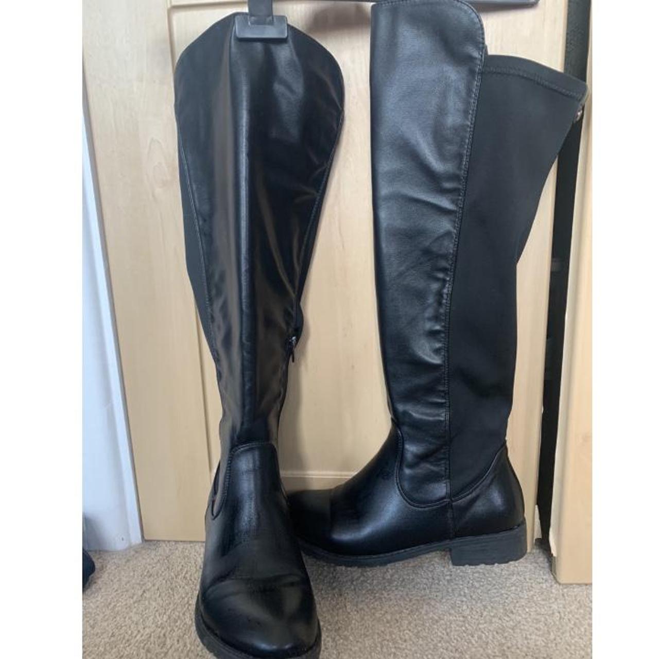 knee high boot no heel