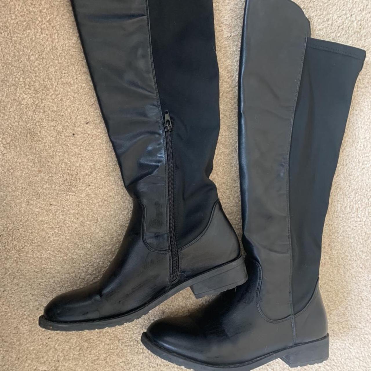 Boohoo Women's Boots Depop