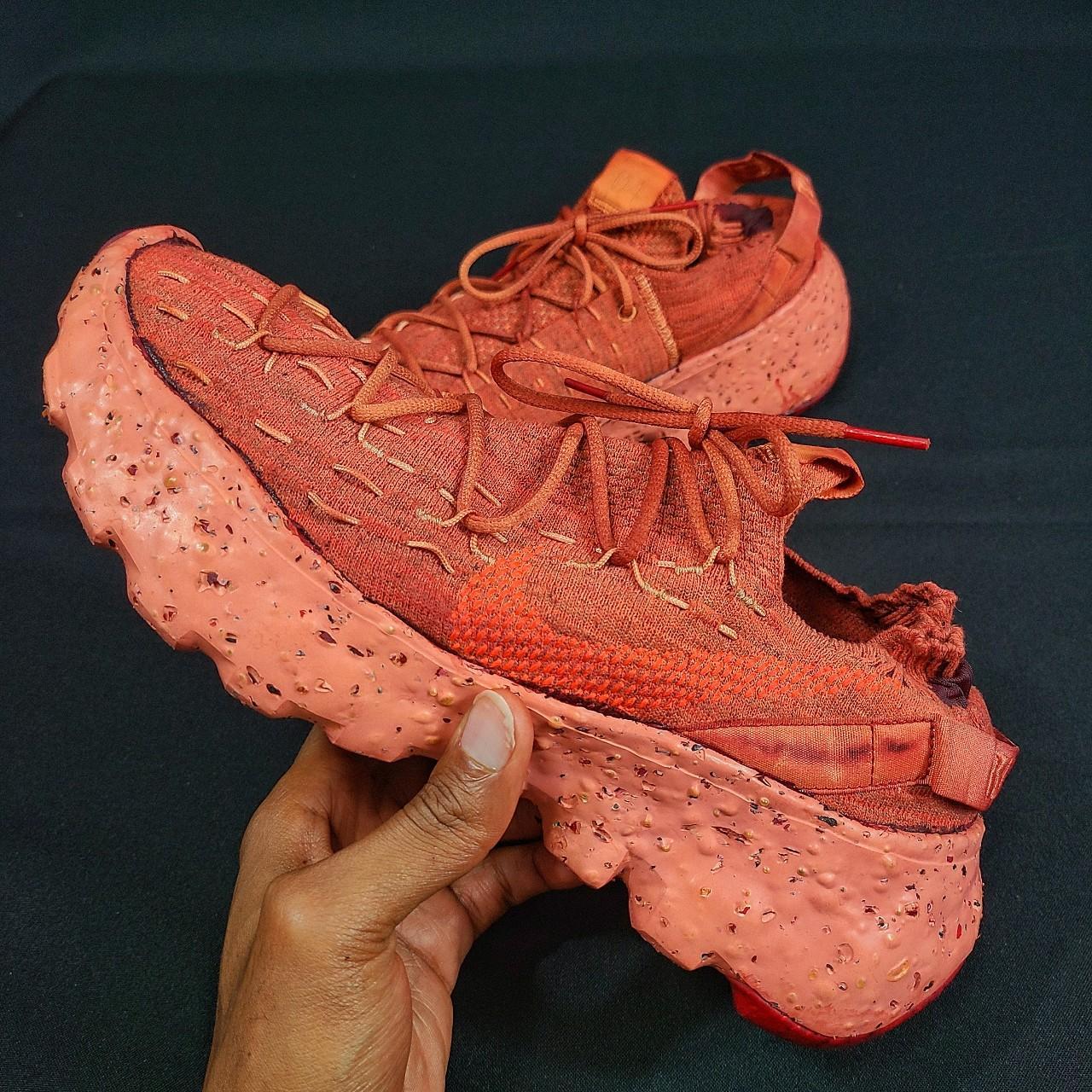 nike space hippie red