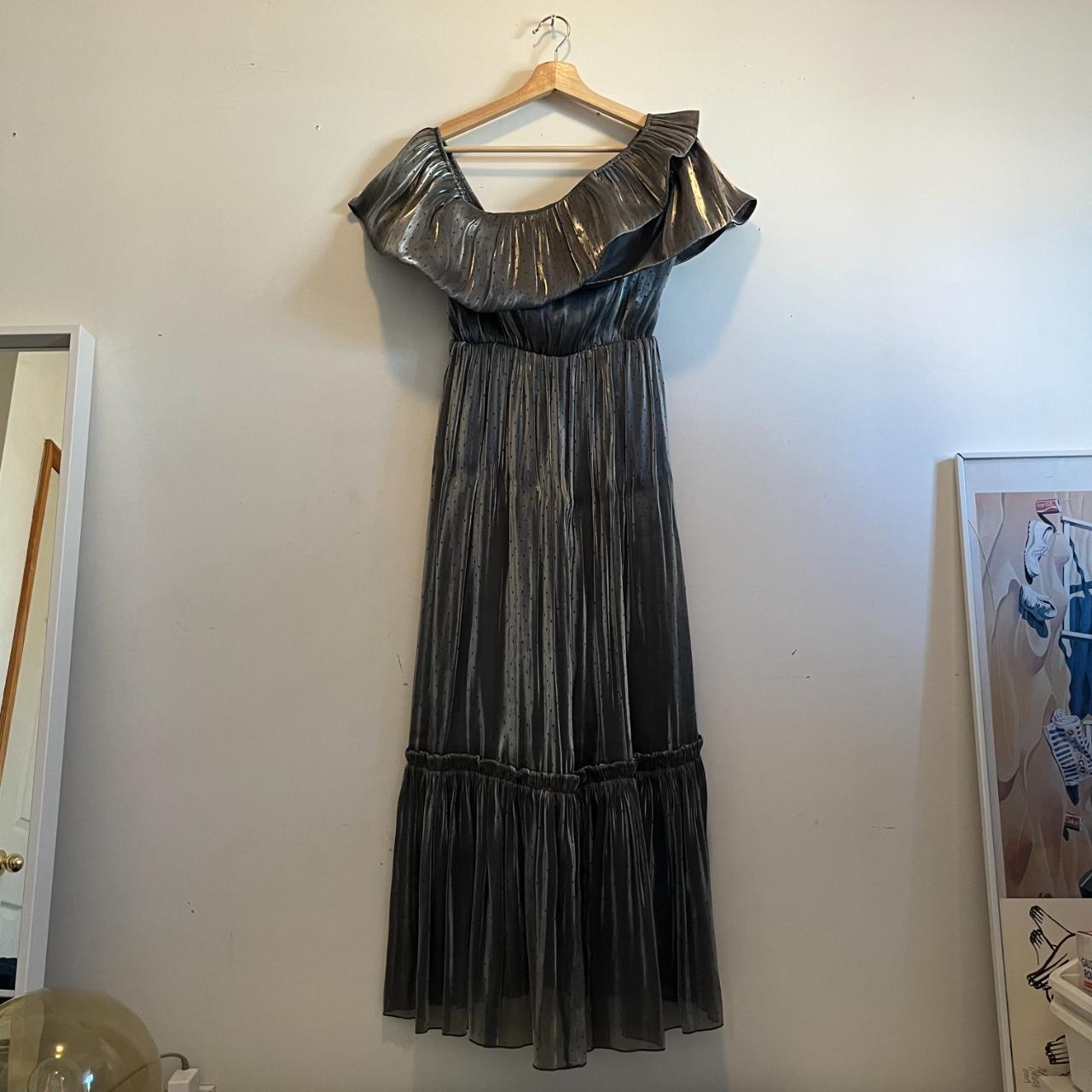 Product Image 2 - Three Floor Moonstone Silver Dress
—
Fun