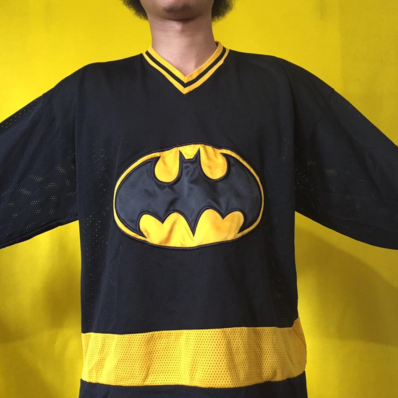 Vintage 1999 Batman Warner Bros. Hockey Jersey. Size