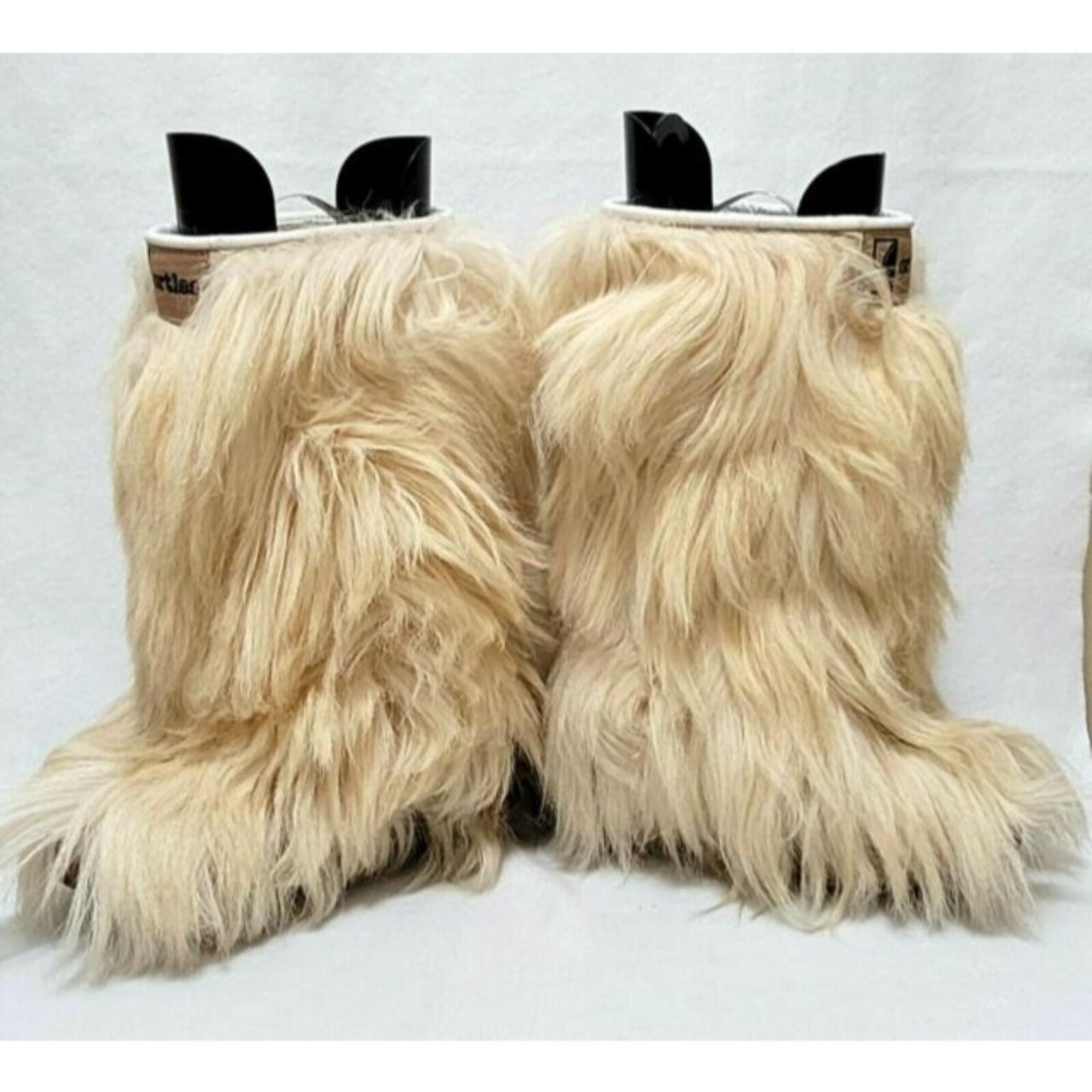 Ortles Vintage 70’s 80’s Yeti Goat Fur Ski Boots... - Depop