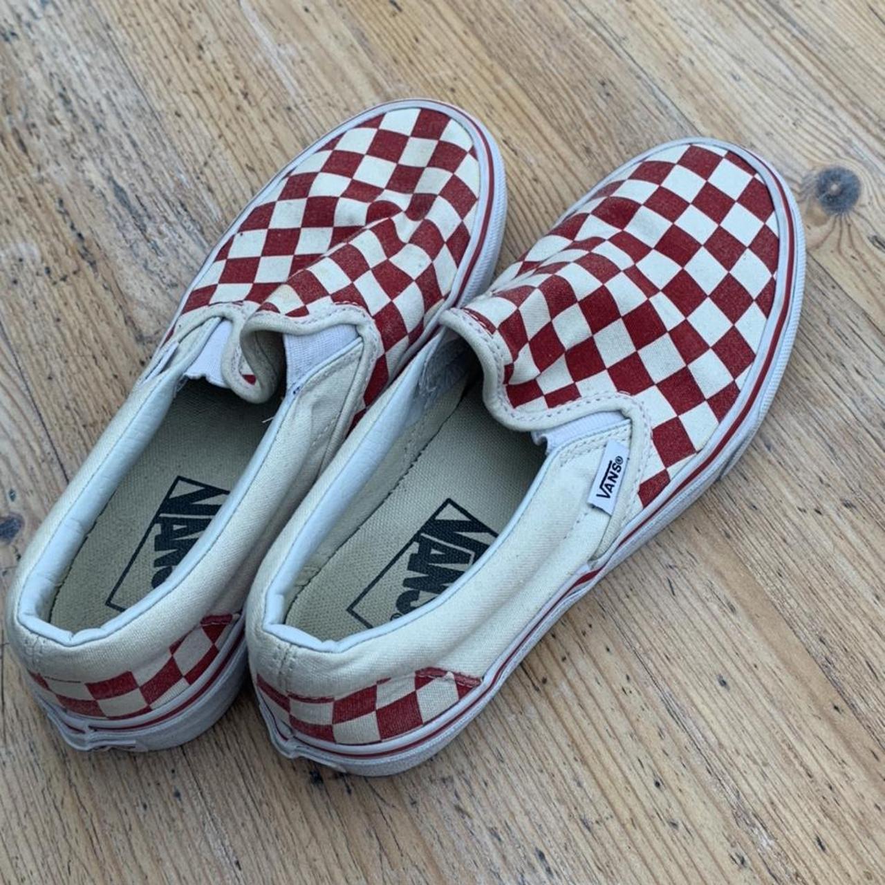 vans red checkered womens