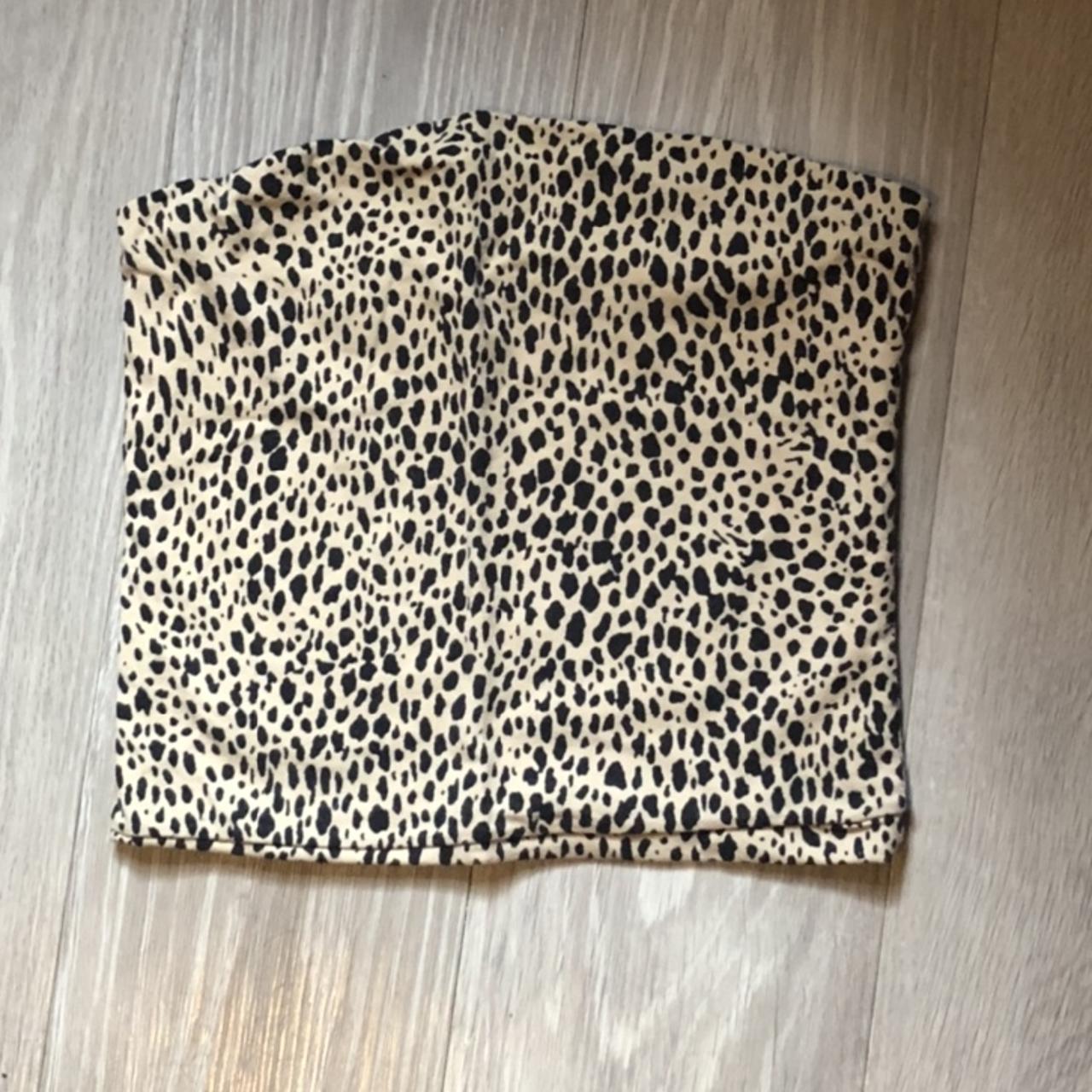Brandy Melville cheetah tube top never worn 💛🤎🖤 - Depop
