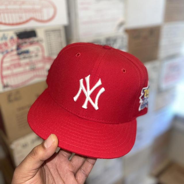 KTZ X Supreme new York Yankees Cap in Red
