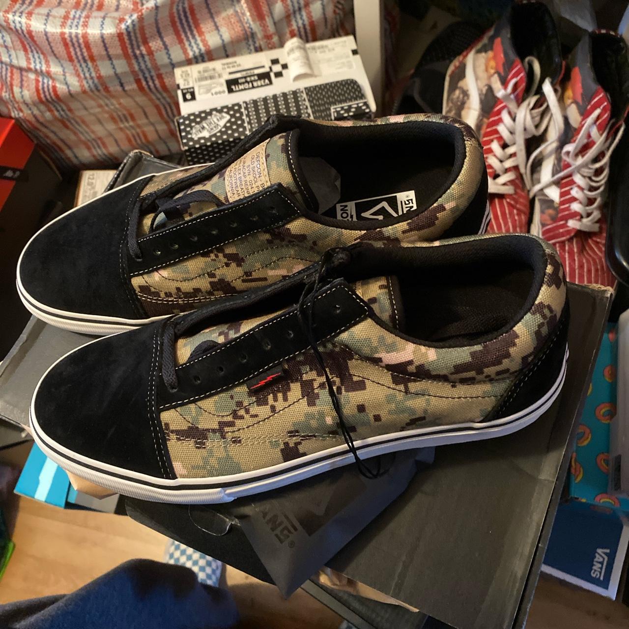 Vans defcon hotsell old skool