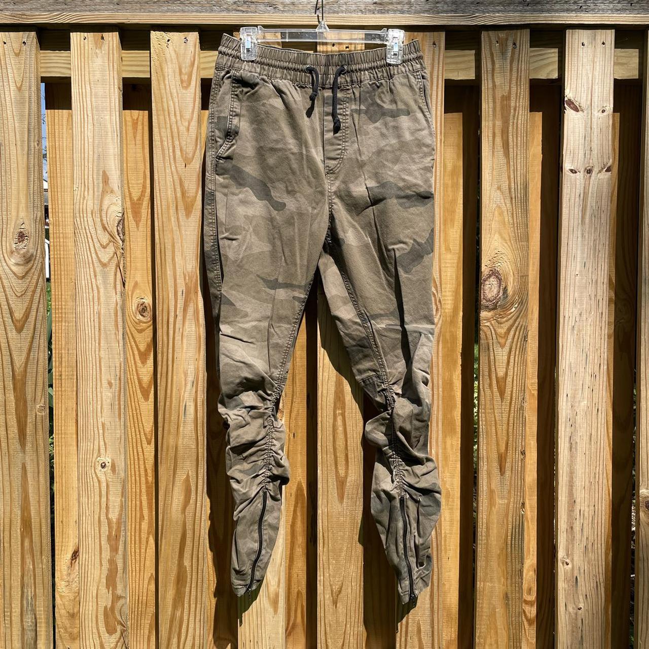 H&m zipper hot sale joggers