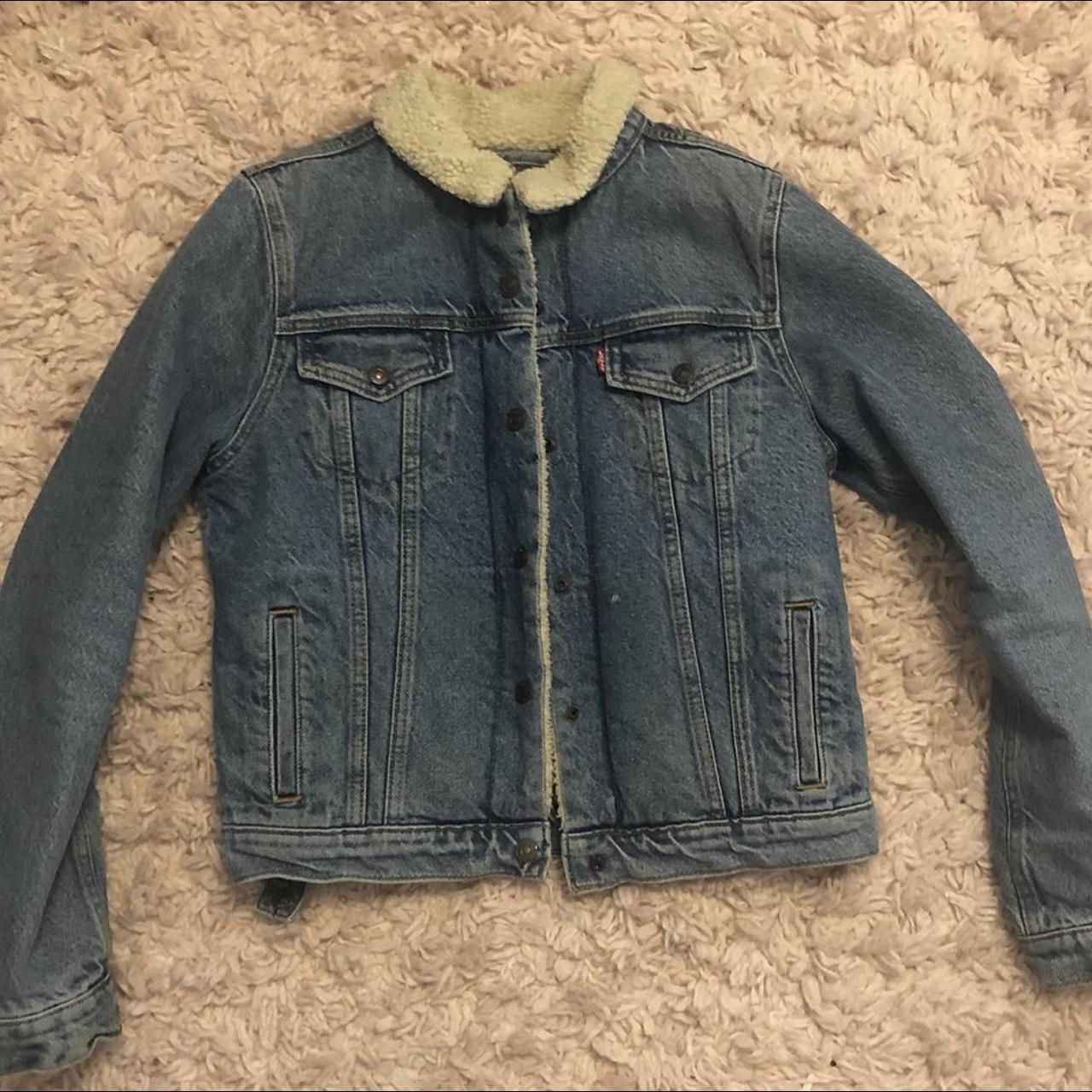 Lightly worn Levi’s Sherpa trucker jacket super soft... - Depop