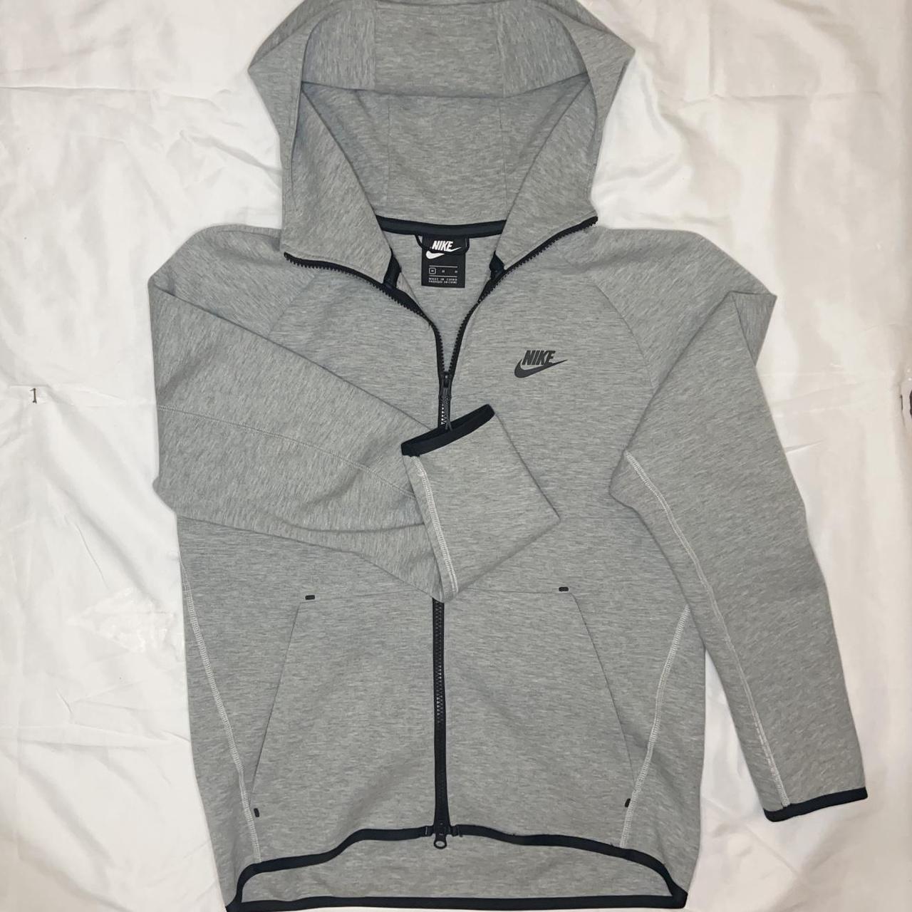 Nike Men's Grey and Black Hoodie | Depop