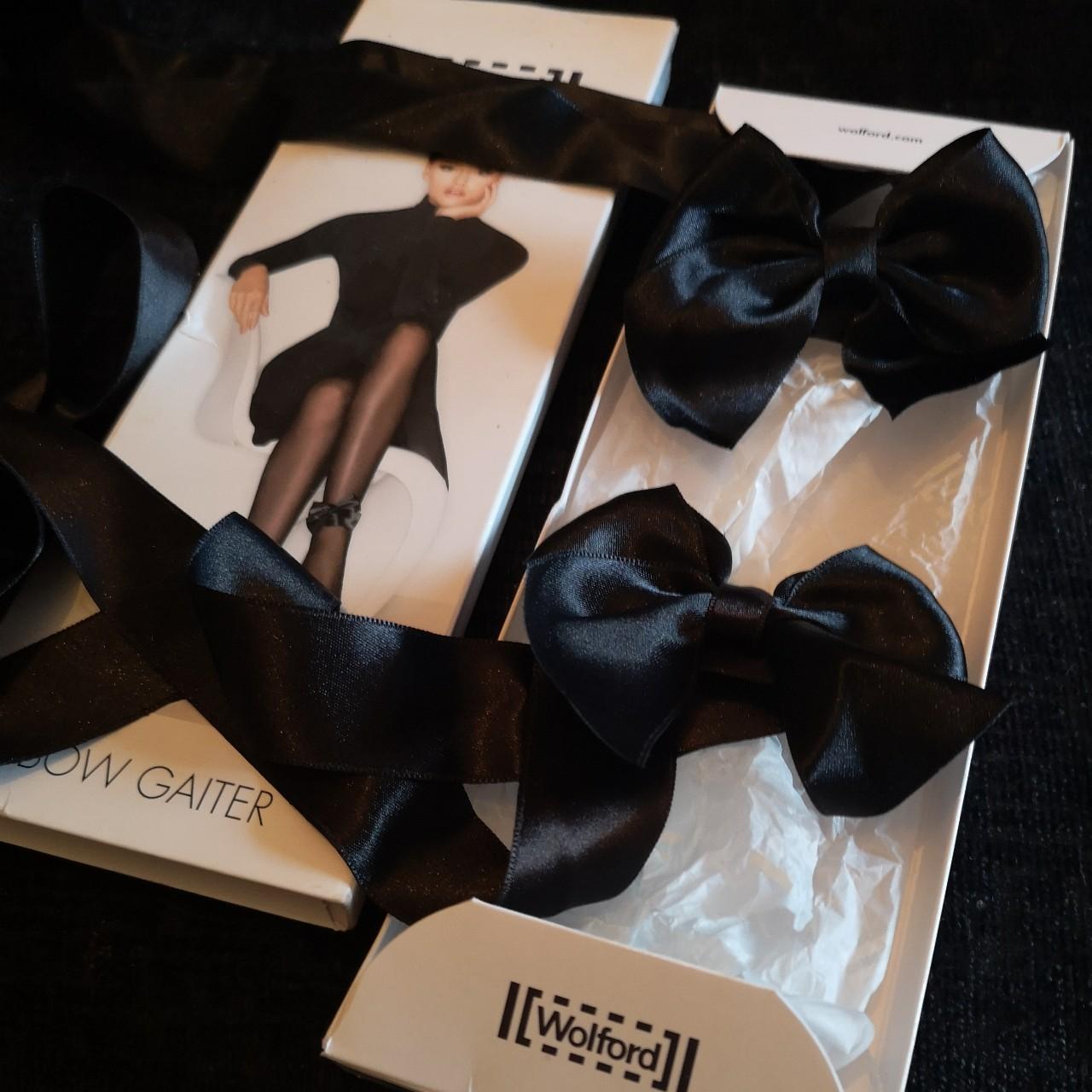 Wolford Bow Gaiter. Black. Two pieces in box. Can be Depop