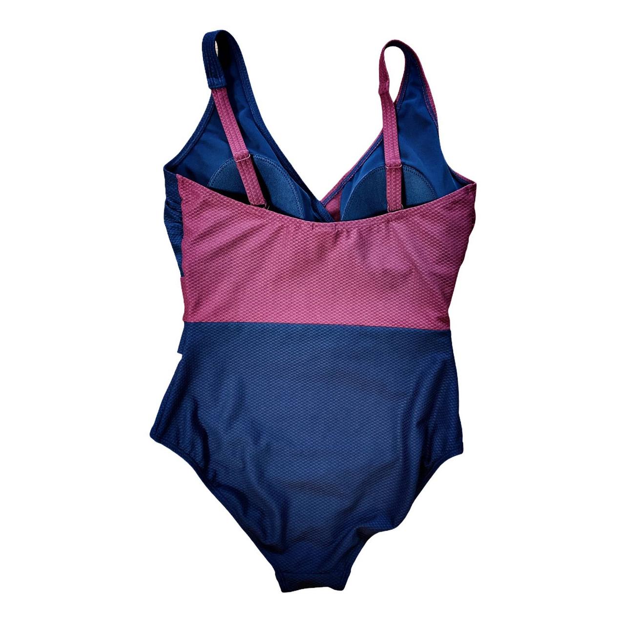 Women's Blue and Red Bikinis-and-tankini-sets | Depop