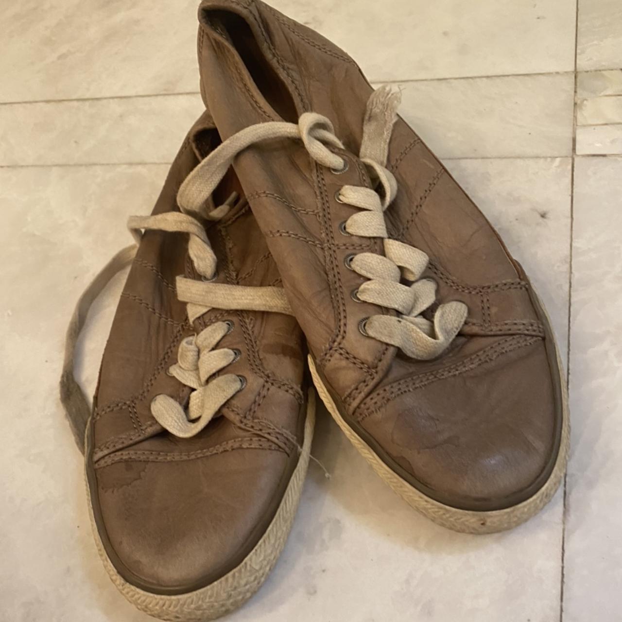 frye lace up leather sneakers