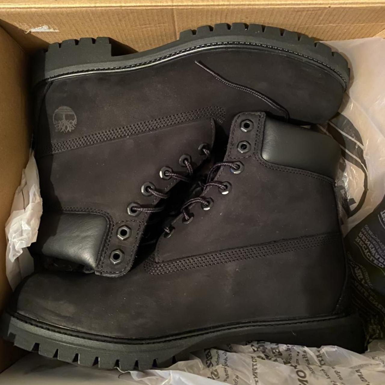 black timbs size 9