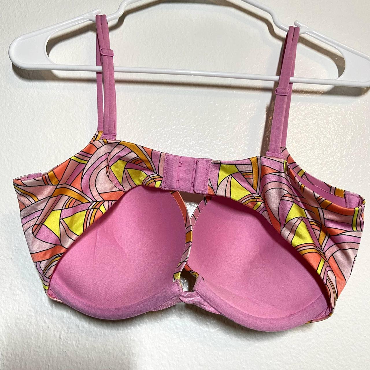 Victoria's Secret Very Sexy Push-Up Bra Retro Print... - Depop