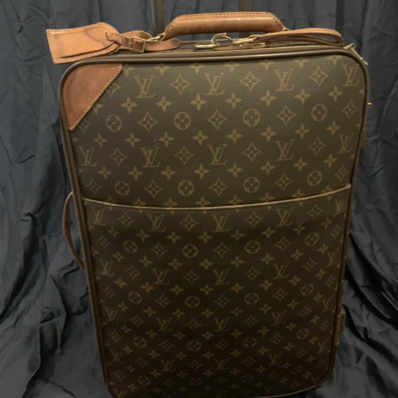 Louis Vuitton Vintage Luggage Set w/ Umbrella **ask - Depop
