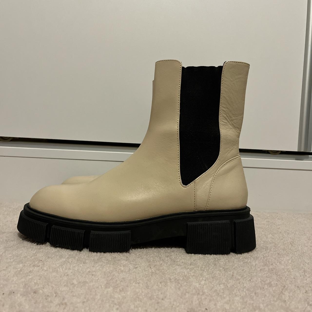 zara white chunky boots